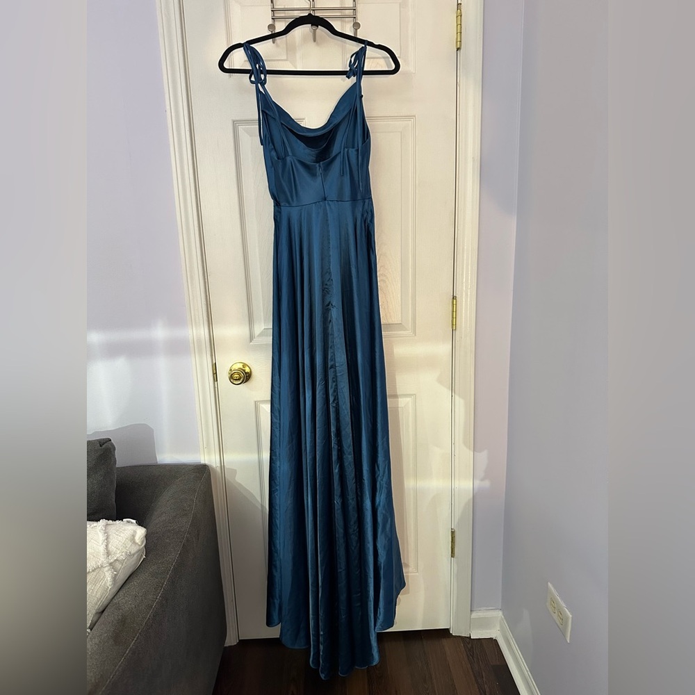 Cinderella Divine Dress (XS) - Picture 8 of 17